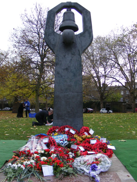 Wreaths at the Soviet War Memorial