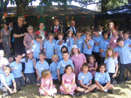 Mayor of Lambeth unveils improved Archbishop’s Park playground