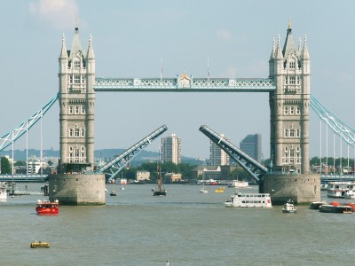 Win the chance to take the controls of Tower Bridge