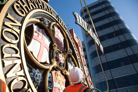 Historic Blackfriars Railway Bridge shields dismantled for Thameslink works