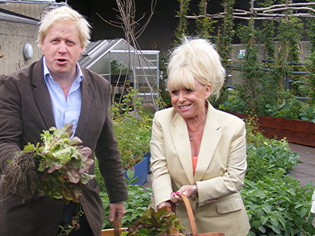 Boris Johnson and Barbara Windsor drop in on South Bank Big Lunch