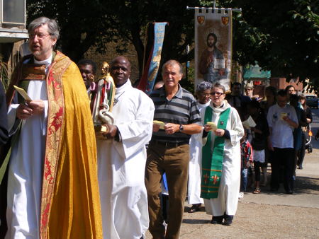 St Hugh’s Church says farewell to Charterhouse Rainbow Building