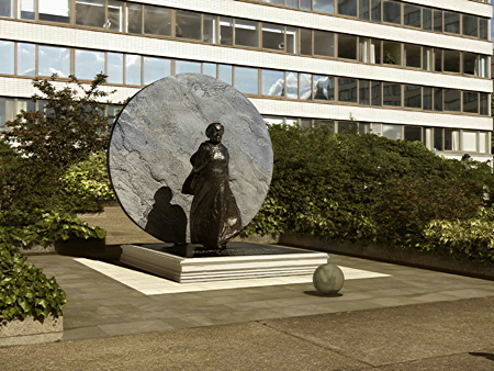 Latest designs for Mary Seacole memorial at St Thomas' Hospital