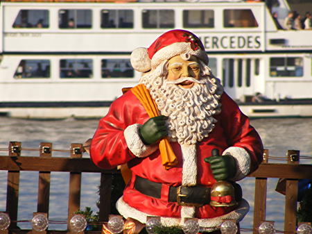 Christmas market now open on the South Bank