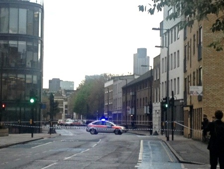 Armed police drama in Southwark after attempted robbery