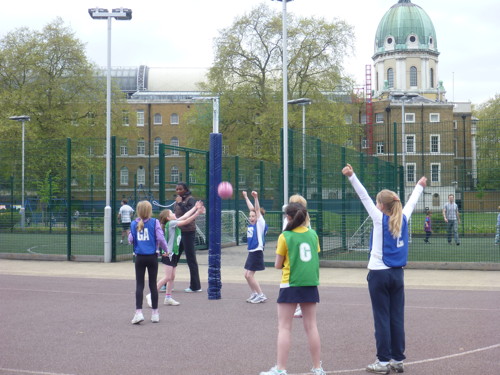 Former England captain Amanda Newton coaches Waterloo Netball club