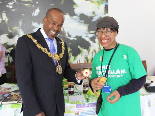 Southwark Mayor supports Macmillan charity coffee morning