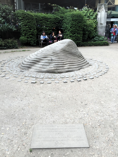 Southwark Cathedral churchyard gets a makeover