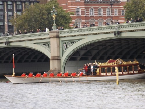 Thames flotilla celebrates Queen’s record-breaking reign
