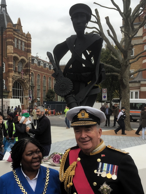 Albert McKenzie VC memorial unveiled in Tower Bridge Road