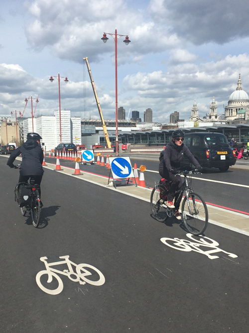 Cycle Superhighway 6 across Blackfriars Bridge now open in full [28 April  2016]