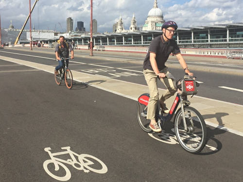 TfL hails 'great success' of Blackfriars Bridge cycle superhighway [6  August 2016]