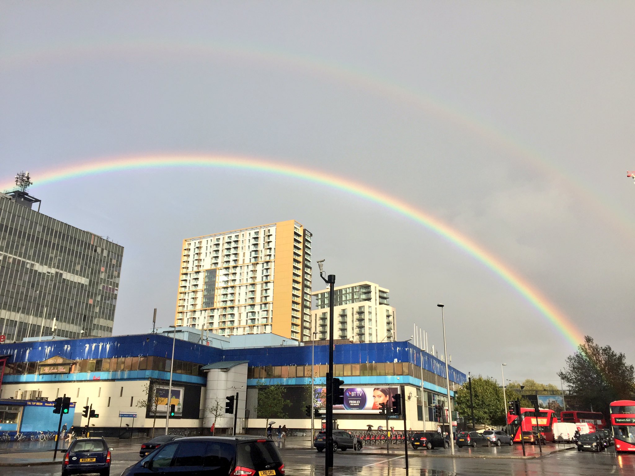 Video: Elephant & Castle Shopping Centre traders address cabinet