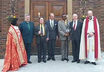 The Duke with the Clergy and Churchwardens of Christ Church, the Mayor of SOuthwark and the Ciarman of the Trustees of Marshall's Charity