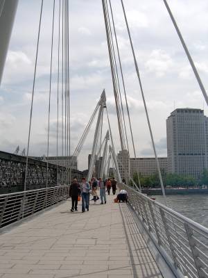 GoldenJubileeBridge