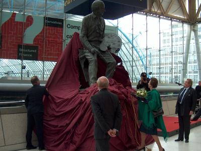 Terence Cuneo statue unveiling