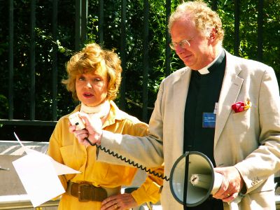 Prunella Scales and Colin Slee