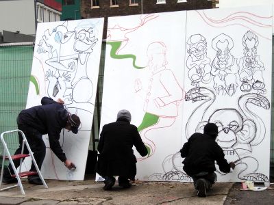 Art wall brightens Bermondsey Square building site