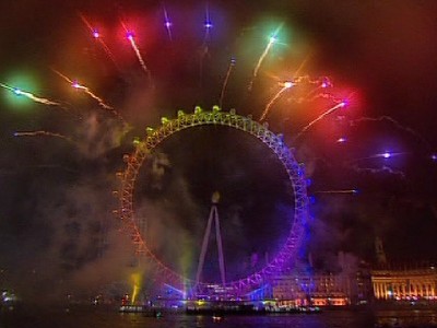 Thousands crowd riverside for New Year fireworks at the London Eye