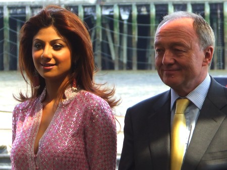 Shilpa Shetty and Ken Livingstone at London Bridge