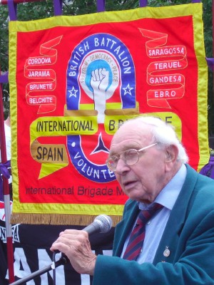 Billy Bragg at International Brigade memorial ceremony [22 July 2007]