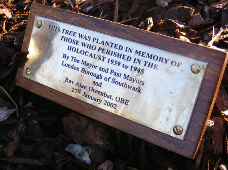 Southwark Holocaust memorial tree