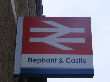 Elephant & Castle Railway Station to be unstaffed at weekends