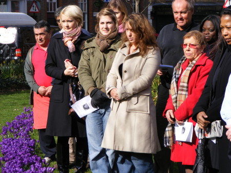 Friends and neighbours gather for Gloria Burgos tree dedication