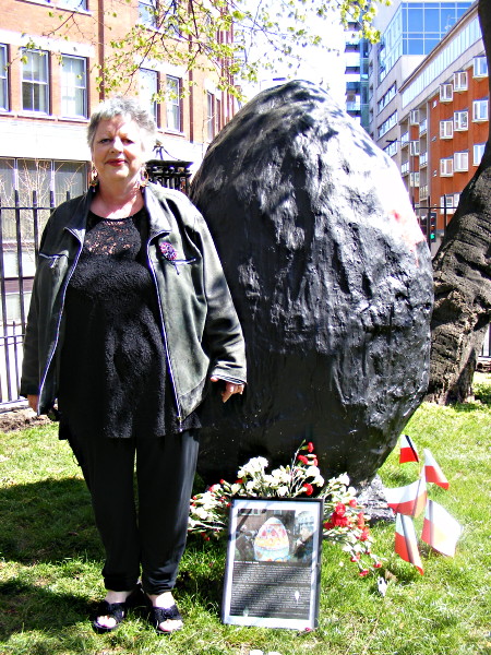 Jo Brand next to the giant egg