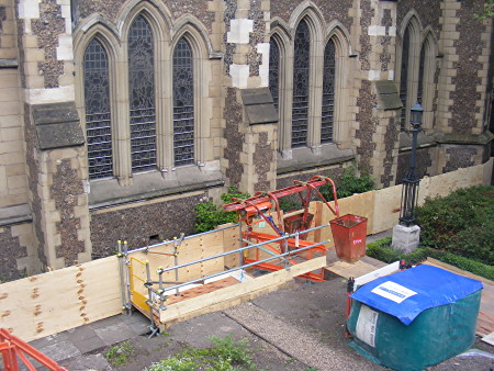 Historic Southwark Cathedral vault excavated for Thameslink reburials