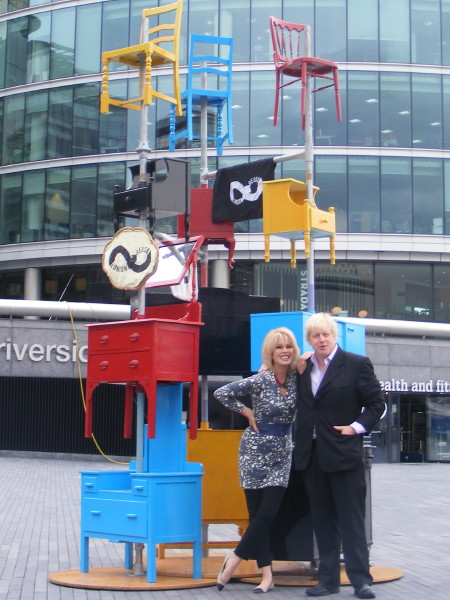 Boris Johnson and Joanna Lumley