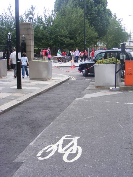 Belvedere Road cycle route