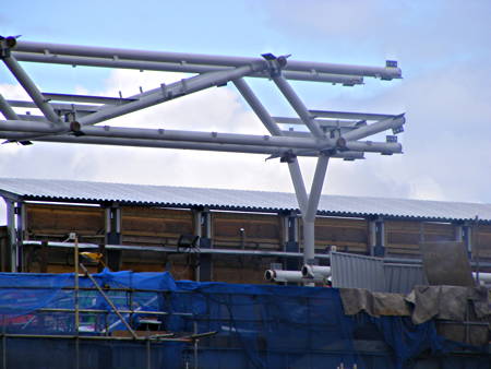 First section of Blackfriars Station roof lifted into place