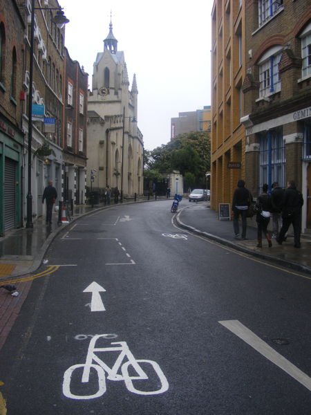 Contraflow for cyclists in Bermondsey Street