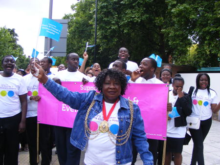 Lambeth mayor walks from SW2 to SE1 in aid of Evelina Children’s Hospital