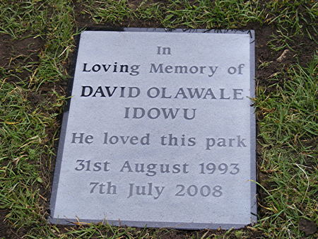 David Idowu mosaic bench unveiled in Tabard Gardens