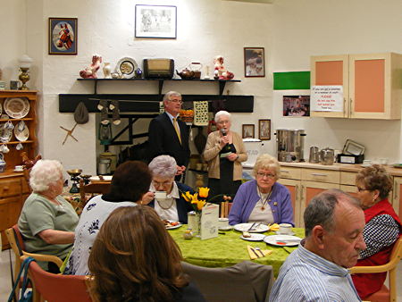 Ireland’s deputy PM visits Southwark Irish Pensioners Project