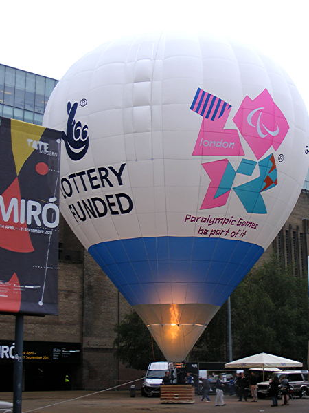 National Lottery’s London 2012 hot air balloon comes to Bankside