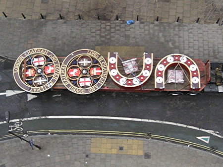 London, Chatham and Dover Railway crests returned to Blackfriars