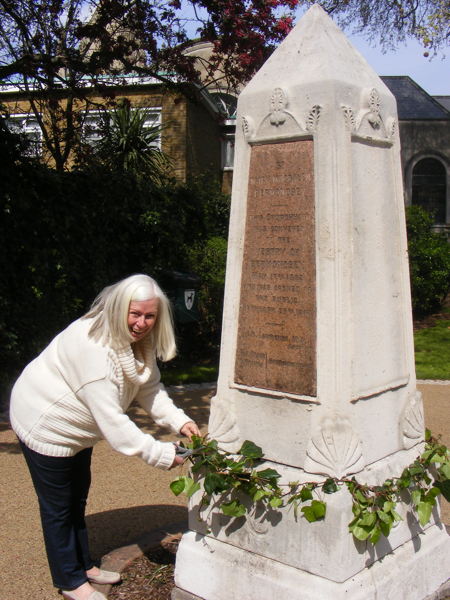 Cllr Linda Manchester