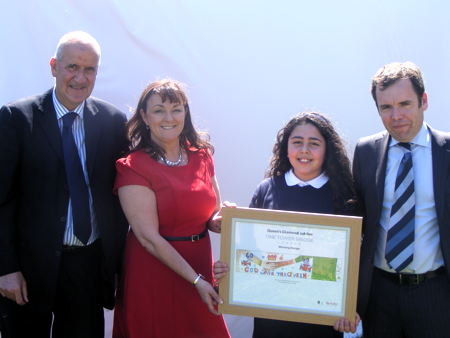 SE1 schoolgirl’s Jubilee tribute to Queen unveiled in Potters Fields Park