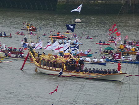 The royal rowbarge Gloriana