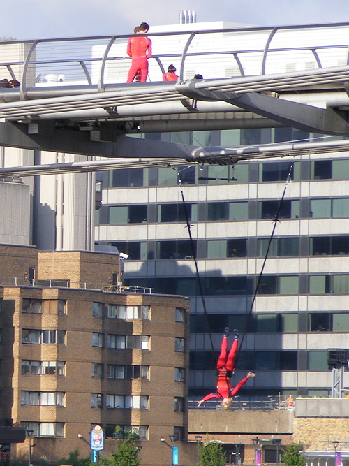 'Extreme dancers' leap from Millennium Bridge to launch Surprises: Streb