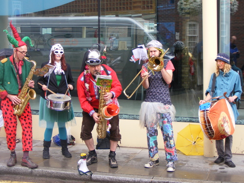 Paris comes to Park Street as Borough celebrates Bastille Day