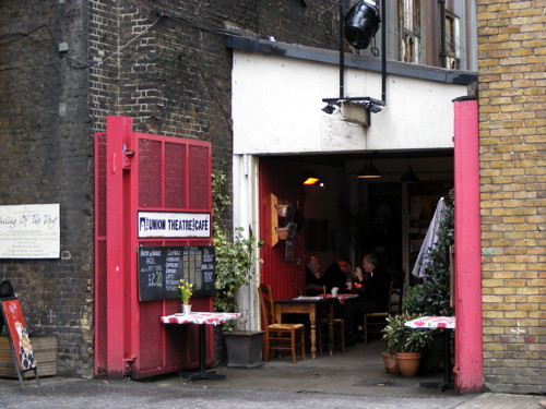 Campaign launched to save Union Theatre and rail arch businesses