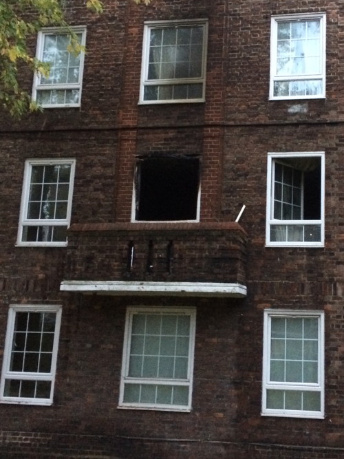 Incense sticks blamed for fire on Tabard Gardens Estate