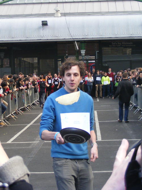 Estate agents and bankers triumph in SE1 pancake races