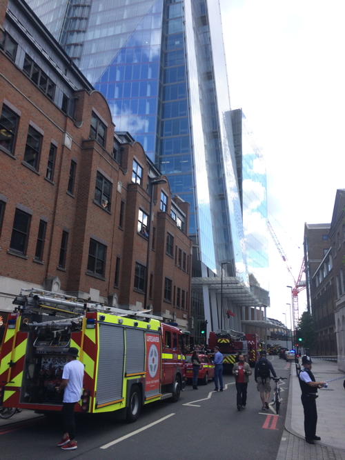 Hundreds evacuated from Shard after basement fire alert