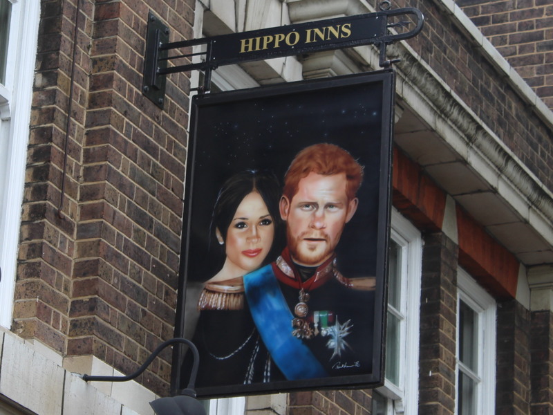 Waterloo’s Duke of Sussex pub adds Harry and Meghan to sign