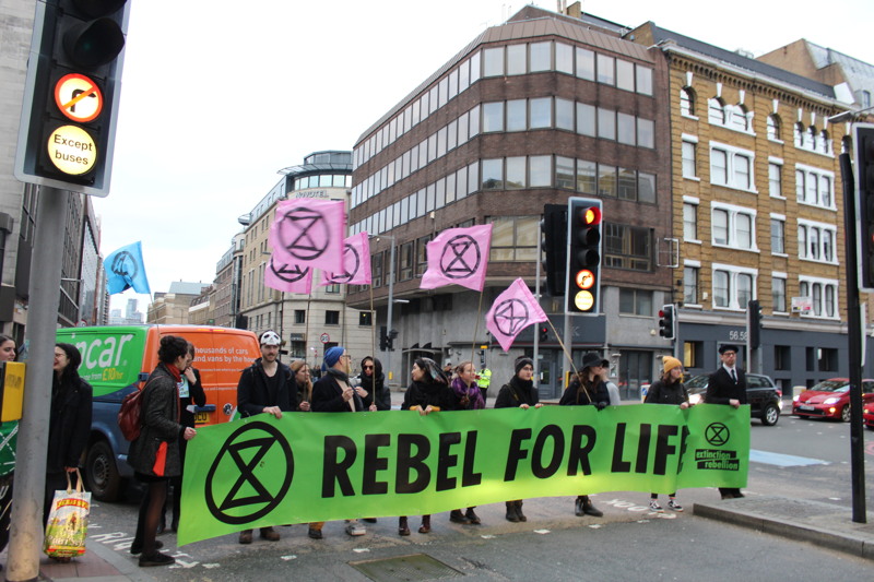 Climate change campaigners block traffic near Tate Modern